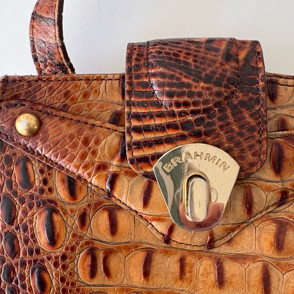 Brahmin Vintage Brown Leather Crossbody Bag - Picture 2 of 11